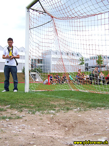 SC D&uuml;dingen - YB